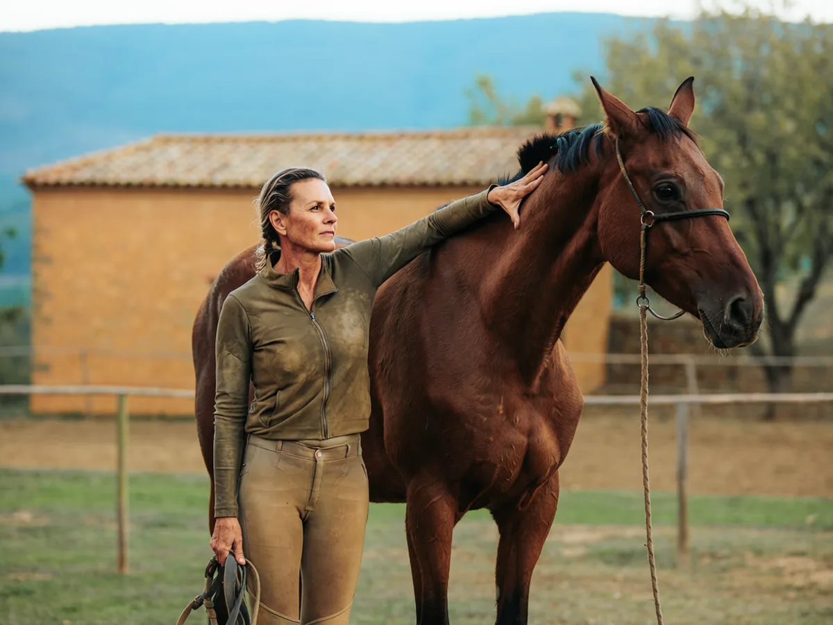Cours d'équitation à Villerest, Loire
